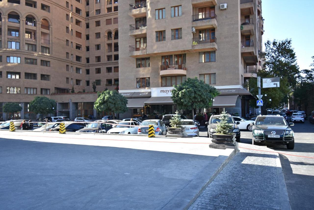 Yerevan4You Courtyard 외부 사진
